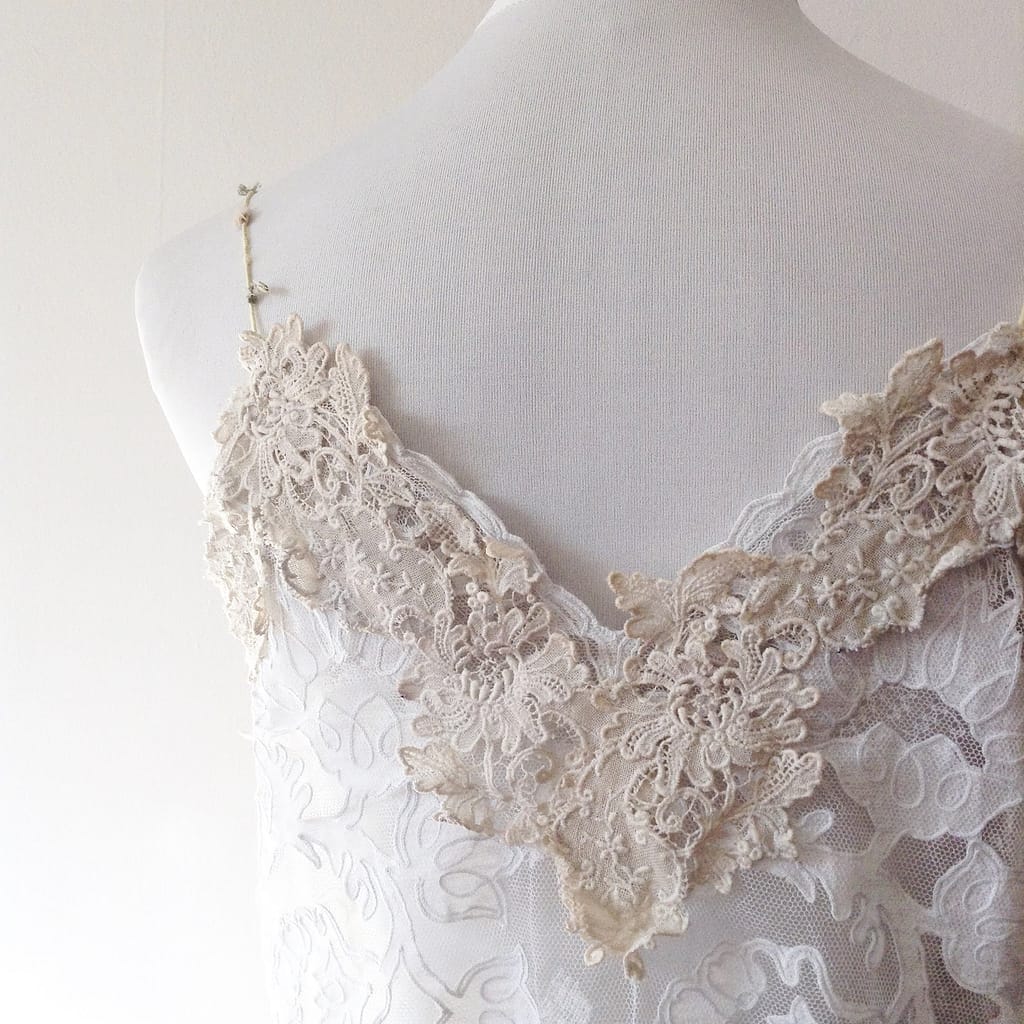 Reworked Vintage Lace dress - Detail
